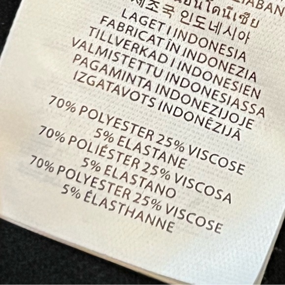 NWT Michael Kors Black Pencil Skirt with Asymmetrical  Zipper - Size 6 - Picture 11 of 11